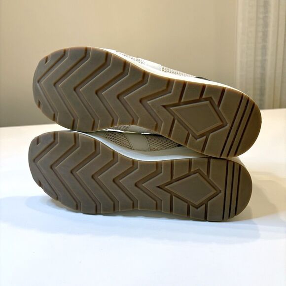 Michael Kors MK Women's Billie Trainer Signature Sneakers LS20K US Size 10 M - Picture 5 of 13